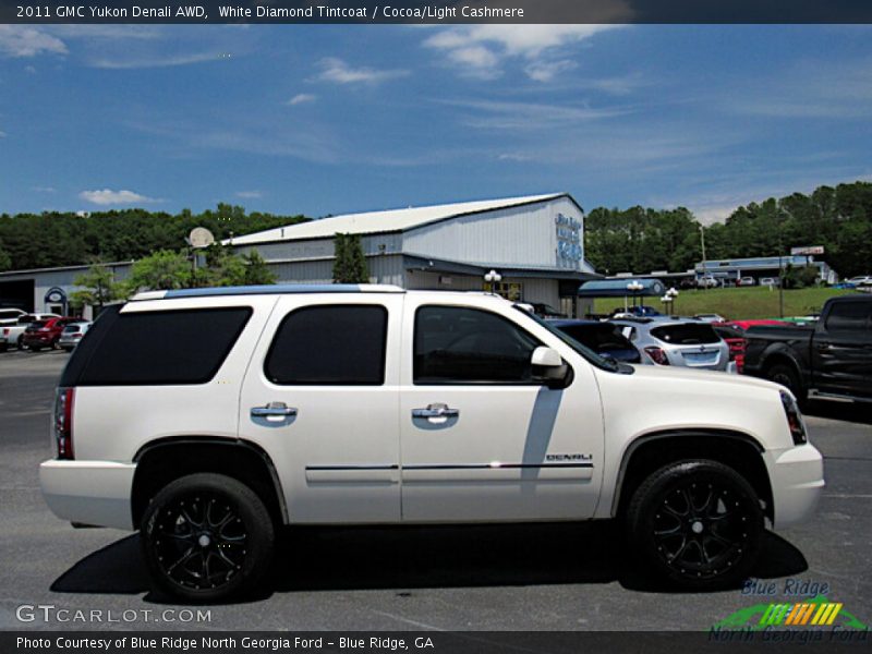 White Diamond Tintcoat / Cocoa/Light Cashmere 2011 GMC Yukon Denali AWD