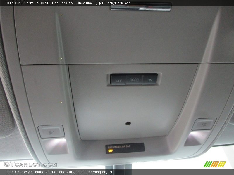 Onyx Black / Jet Black/Dark Ash 2014 GMC Sierra 1500 SLE Regular Cab