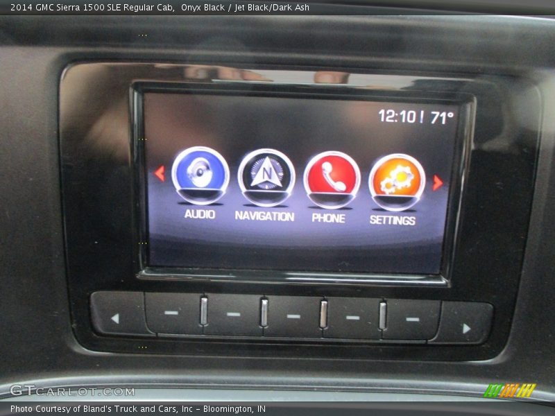 Onyx Black / Jet Black/Dark Ash 2014 GMC Sierra 1500 SLE Regular Cab
