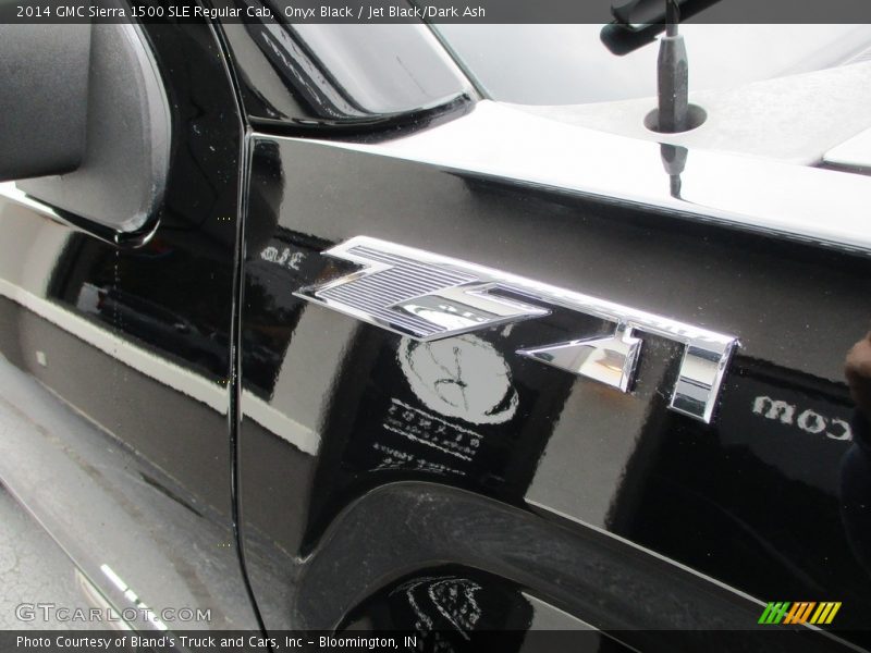  2014 Sierra 1500 SLE Regular Cab Logo