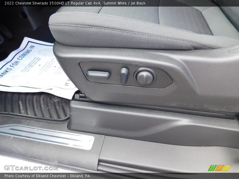 Summit White / Jet Black 2022 Chevrolet Silverado 3500HD LT Regular Cab 4x4