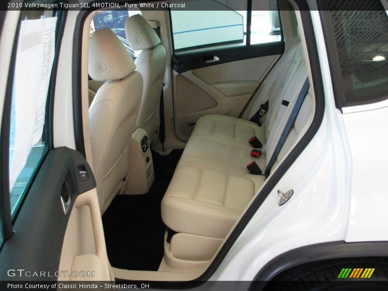 Rear Seat of 2016 Tiguan SEL 4MOTION