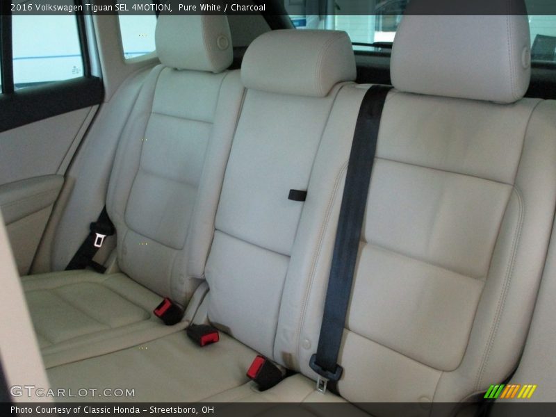 Pure White / Charcoal 2016 Volkswagen Tiguan SEL 4MOTION