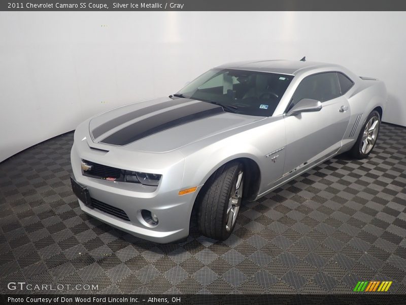 Silver Ice Metallic / Gray 2011 Chevrolet Camaro SS Coupe