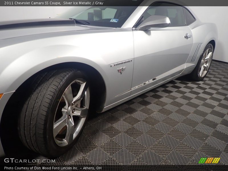 Silver Ice Metallic / Gray 2011 Chevrolet Camaro SS Coupe