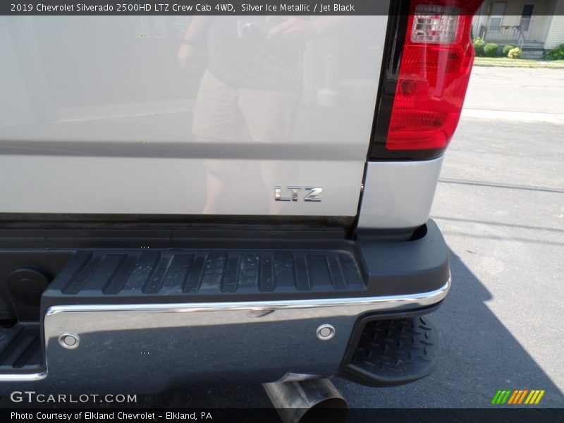 Silver Ice Metallic / Jet Black 2019 Chevrolet Silverado 2500HD LTZ Crew Cab 4WD