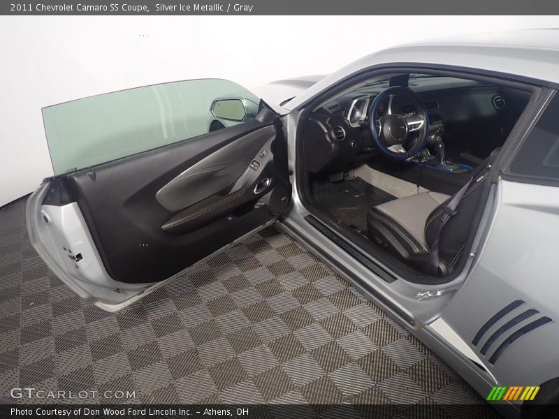 Silver Ice Metallic / Gray 2011 Chevrolet Camaro SS Coupe