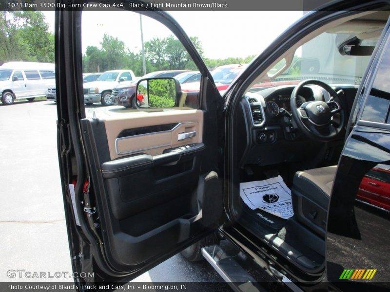 Black / Light Mountain Brown/Black 2021 Ram 3500 Big Horn Crew Cab 4x4