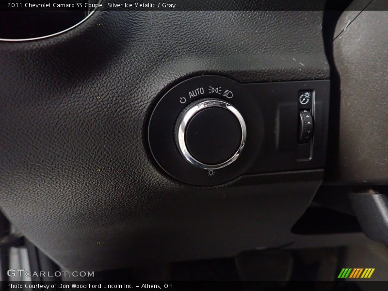 Silver Ice Metallic / Gray 2011 Chevrolet Camaro SS Coupe