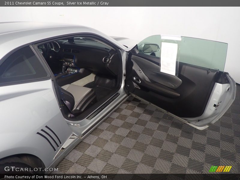 Silver Ice Metallic / Gray 2011 Chevrolet Camaro SS Coupe