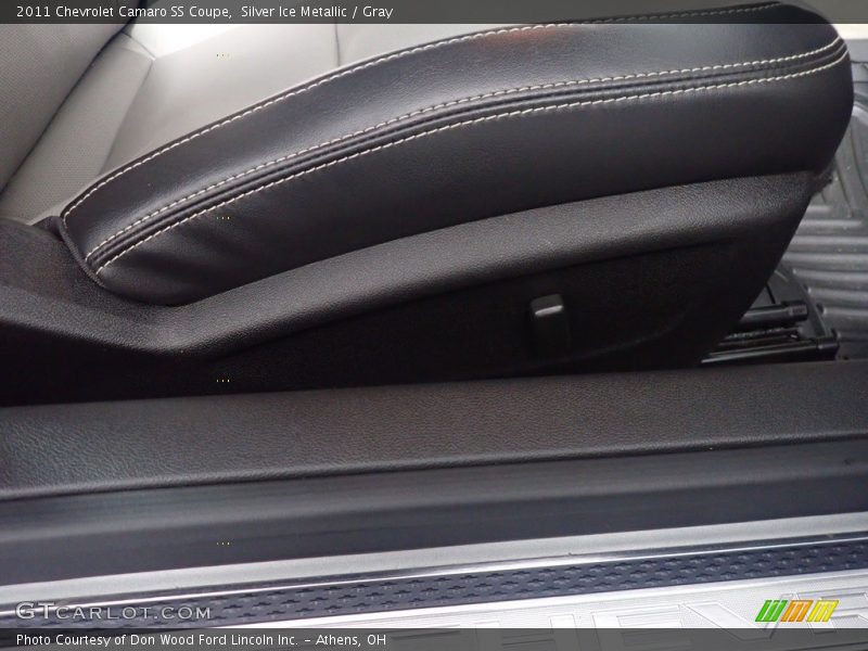 Silver Ice Metallic / Gray 2011 Chevrolet Camaro SS Coupe