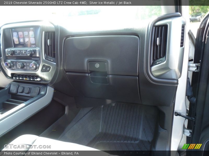 Silver Ice Metallic / Jet Black 2019 Chevrolet Silverado 2500HD LTZ Crew Cab 4WD