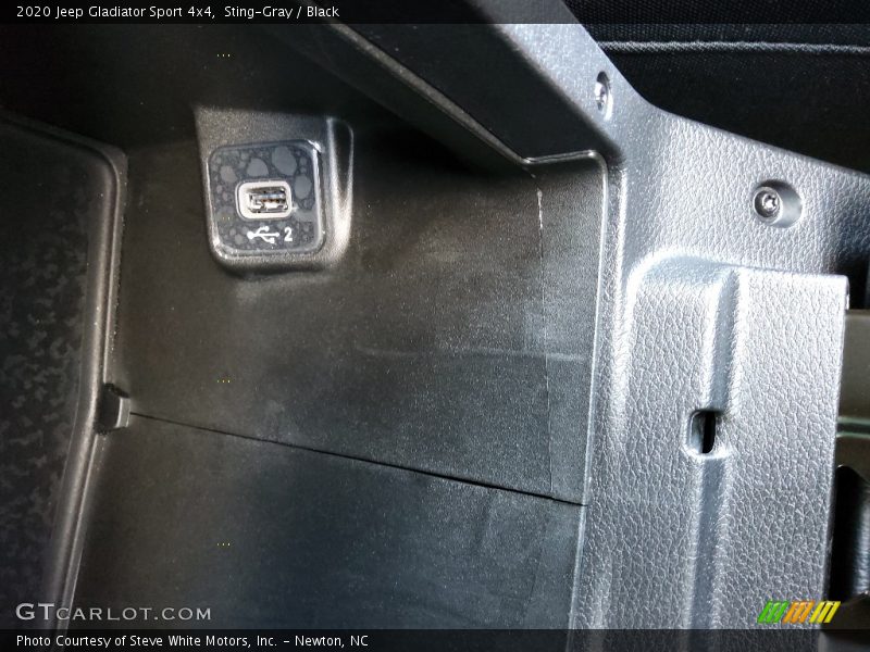 Sting-Gray / Black 2020 Jeep Gladiator Sport 4x4