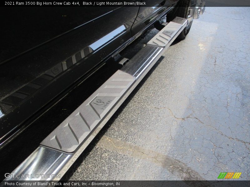 Black / Light Mountain Brown/Black 2021 Ram 3500 Big Horn Crew Cab 4x4