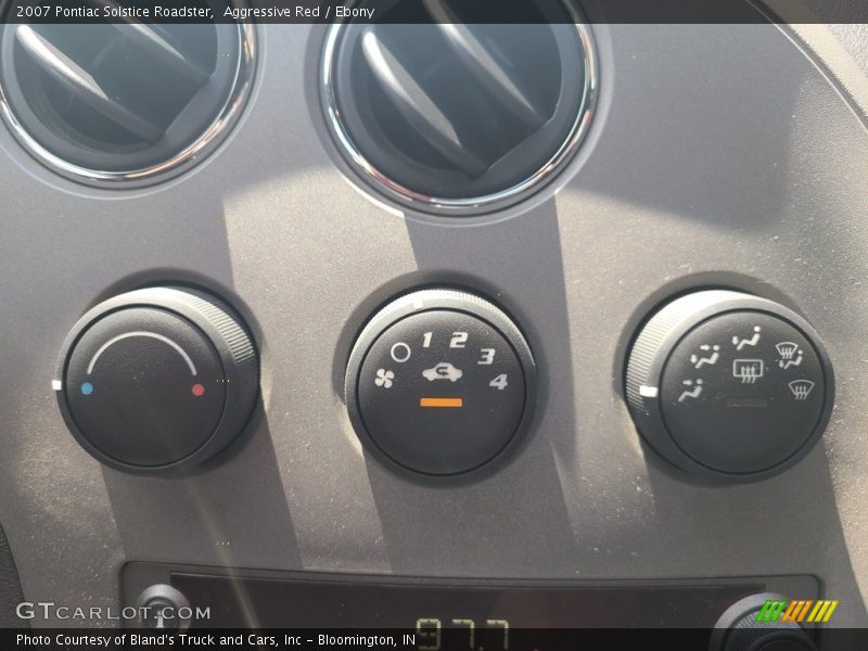 Aggressive Red / Ebony 2007 Pontiac Solstice Roadster