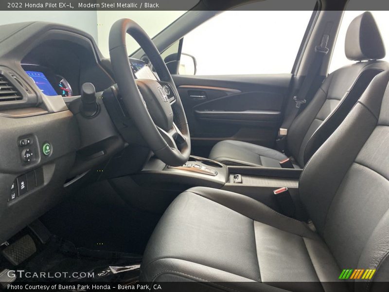 Modern Steel Metallic / Black 2022 Honda Pilot EX-L