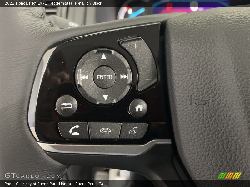 Modern Steel Metallic / Black 2022 Honda Pilot EX-L