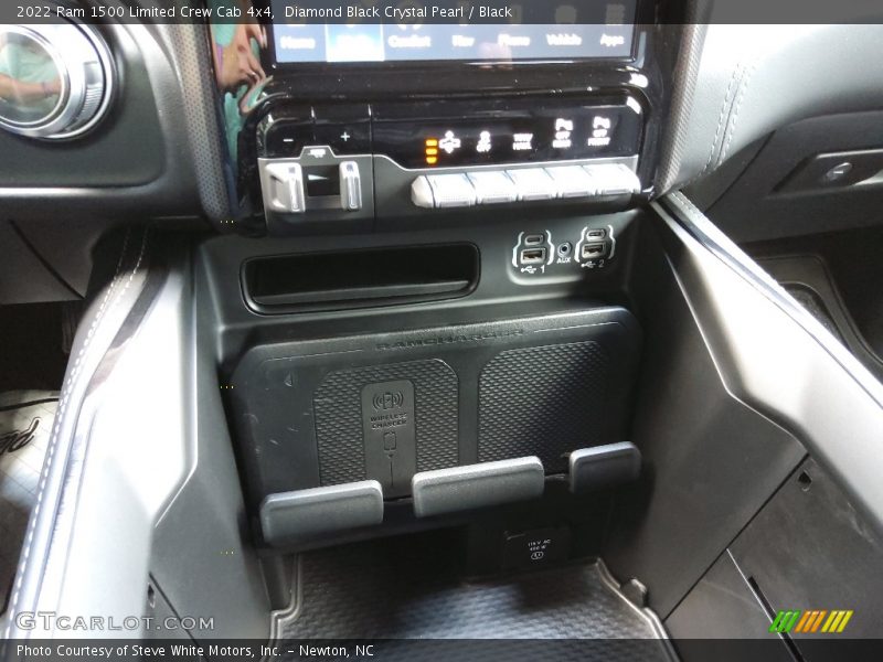 Diamond Black Crystal Pearl / Black 2022 Ram 1500 Limited Crew Cab 4x4