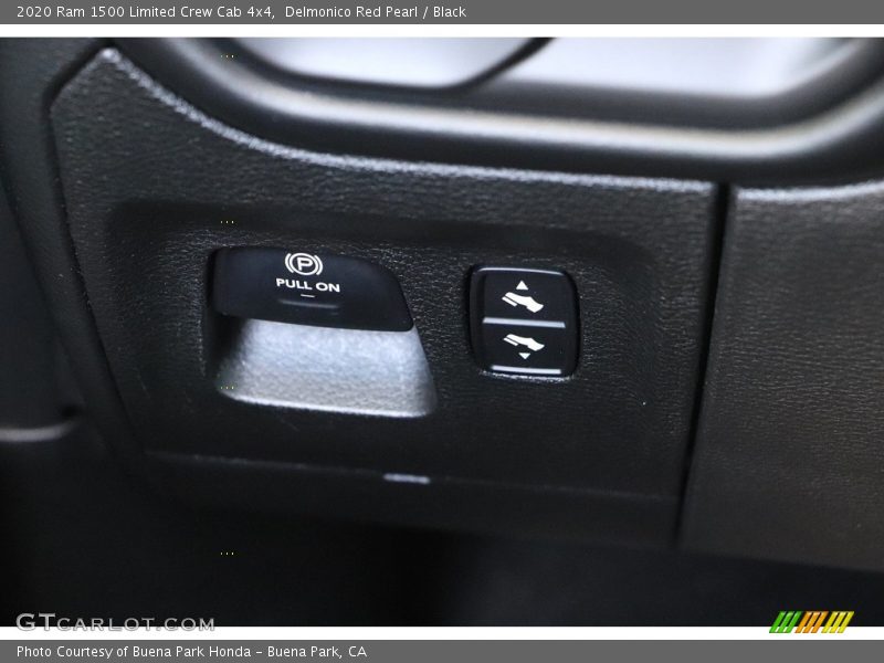 Delmonico Red Pearl / Black 2020 Ram 1500 Limited Crew Cab 4x4
