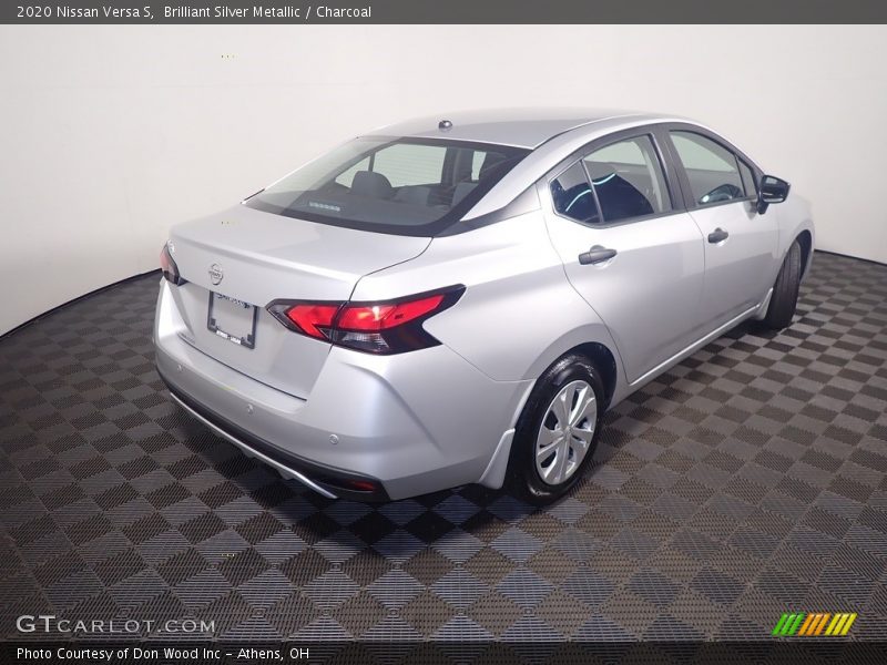 Brilliant Silver Metallic / Charcoal 2020 Nissan Versa S