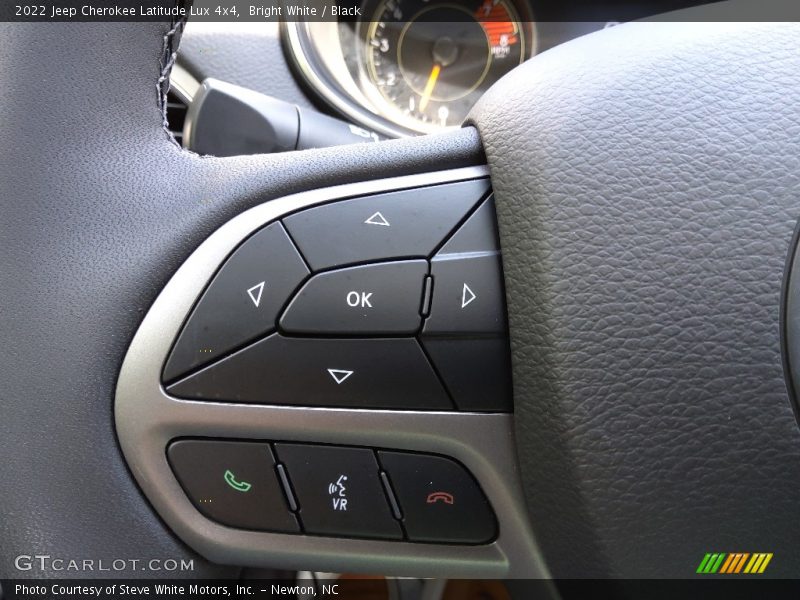 Bright White / Black 2022 Jeep Cherokee Latitude Lux 4x4