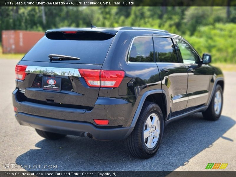 Brilliant Black Crystal Pearl / Black 2012 Jeep Grand Cherokee Laredo 4x4