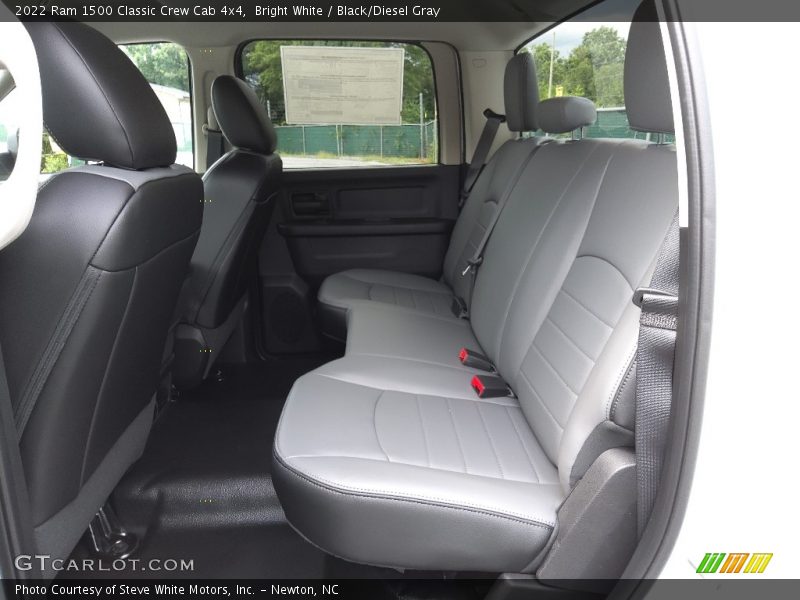 Bright White / Black/Diesel Gray 2022 Ram 1500 Classic Crew Cab 4x4