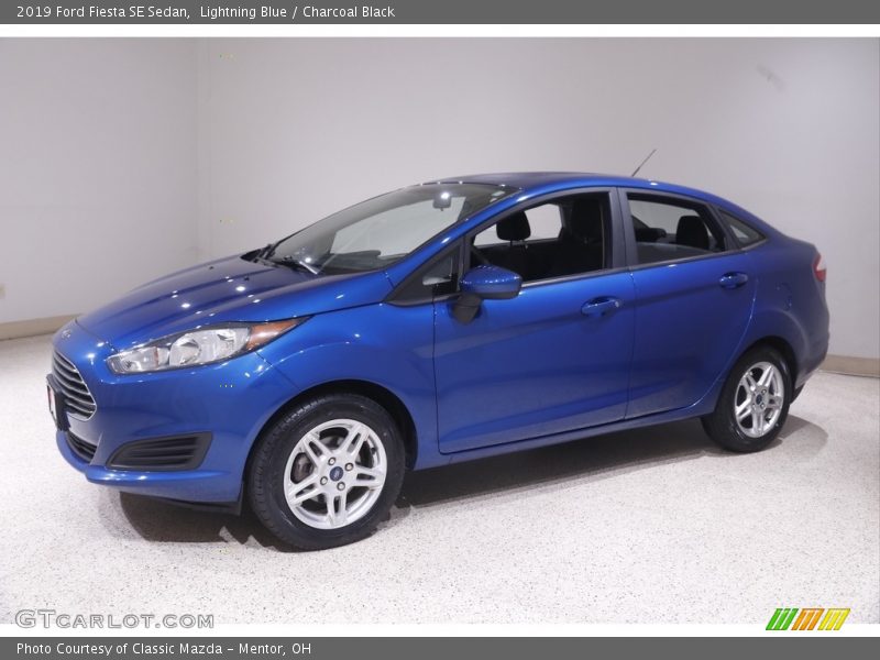 Lightning Blue / Charcoal Black 2019 Ford Fiesta SE Sedan