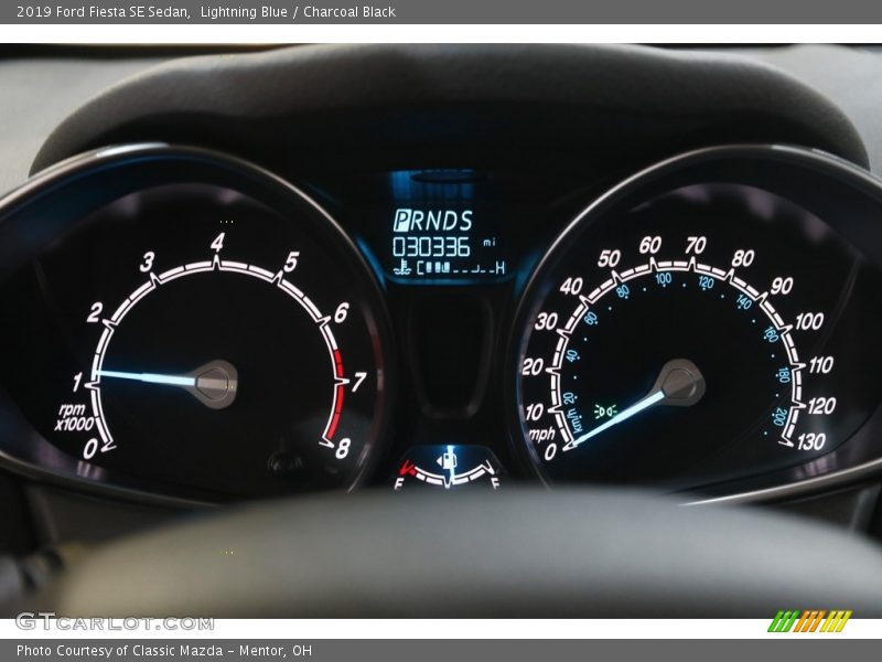 Lightning Blue / Charcoal Black 2019 Ford Fiesta SE Sedan