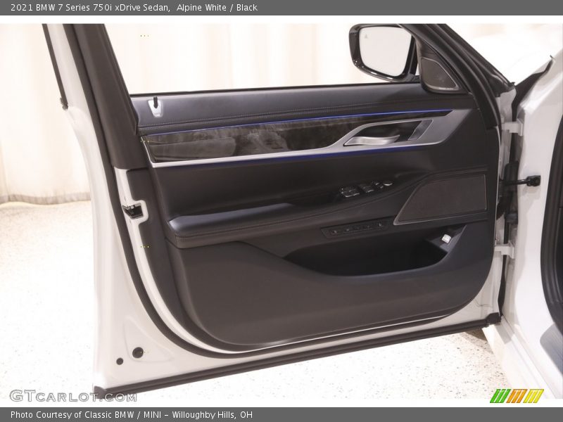 Alpine White / Black 2021 BMW 7 Series 750i xDrive Sedan
