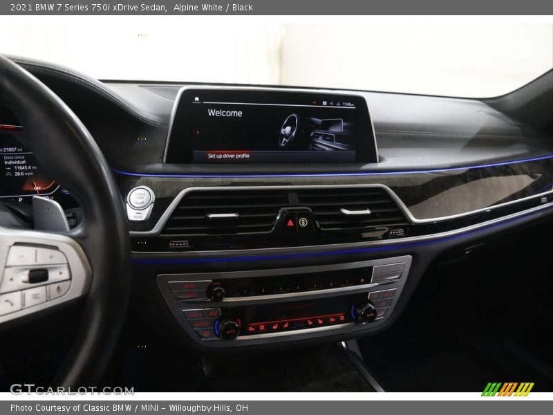 Alpine White / Black 2021 BMW 7 Series 750i xDrive Sedan