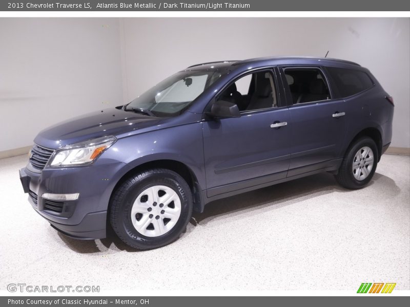 Front 3/4 View of 2013 Traverse LS