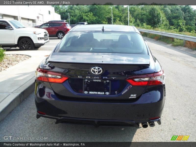 Blueprint / Black 2022 Toyota Camry SE AWD