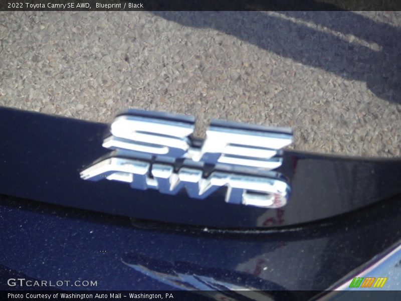 Blueprint / Black 2022 Toyota Camry SE AWD