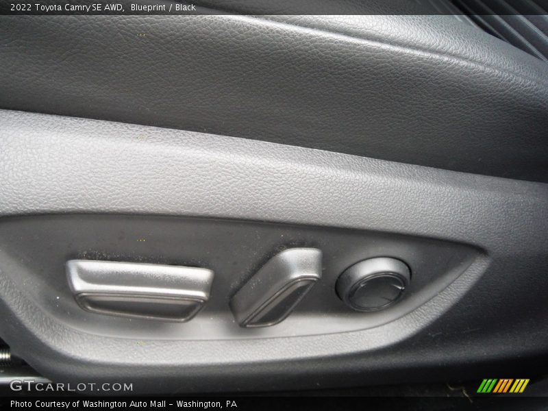 Blueprint / Black 2022 Toyota Camry SE AWD