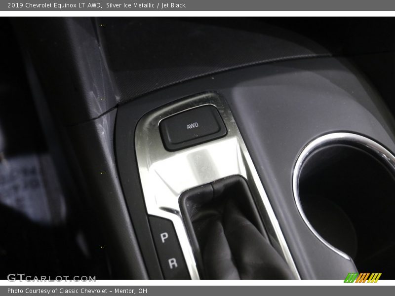 Silver Ice Metallic / Jet Black 2019 Chevrolet Equinox LT AWD