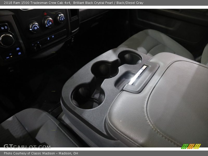 Brilliant Black Crystal Pearl / Black/Diesel Gray 2018 Ram 1500 Tradesman Crew Cab 4x4