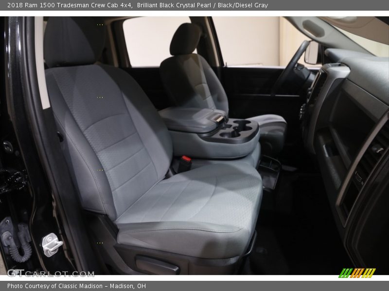 Brilliant Black Crystal Pearl / Black/Diesel Gray 2018 Ram 1500 Tradesman Crew Cab 4x4