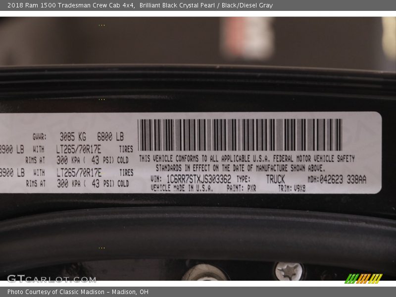 Brilliant Black Crystal Pearl / Black/Diesel Gray 2018 Ram 1500 Tradesman Crew Cab 4x4