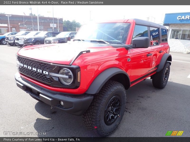 Race Red / Medium Sandstone 2022 Ford Bronco Wildtrak 4x4 4-Door