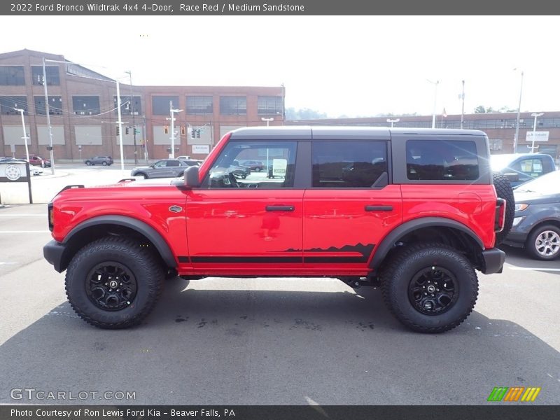 Race Red / Medium Sandstone 2022 Ford Bronco Wildtrak 4x4 4-Door