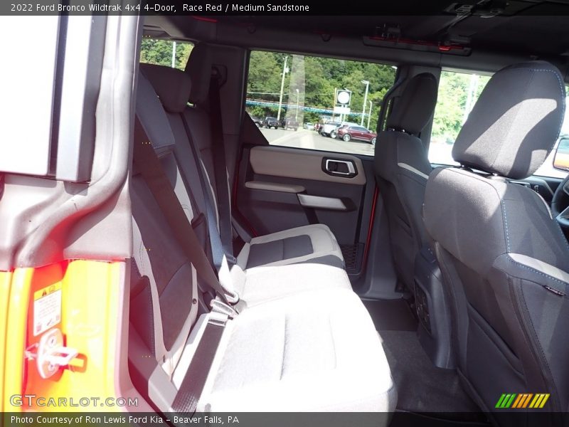 Race Red / Medium Sandstone 2022 Ford Bronco Wildtrak 4x4 4-Door