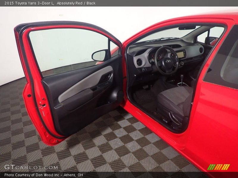 Absolutely Red / Black 2015 Toyota Yaris 3-Door L