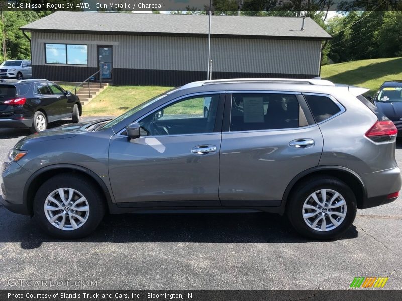 Gun Metallic / Charcoal 2018 Nissan Rogue SV AWD