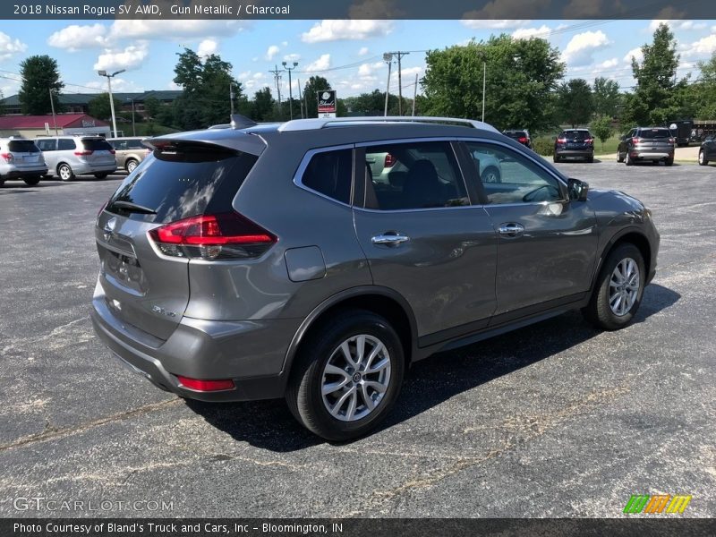 Gun Metallic / Charcoal 2018 Nissan Rogue SV AWD