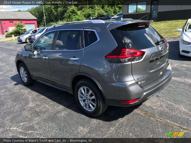 Gun Metallic / Charcoal 2018 Nissan Rogue SV AWD