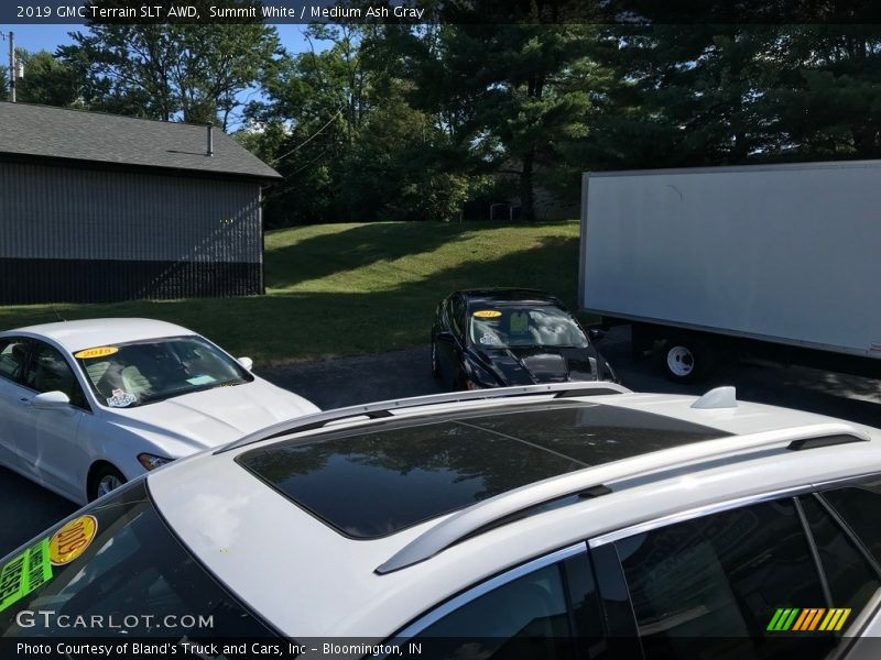 Summit White / Medium Ash Gray 2019 GMC Terrain SLT AWD