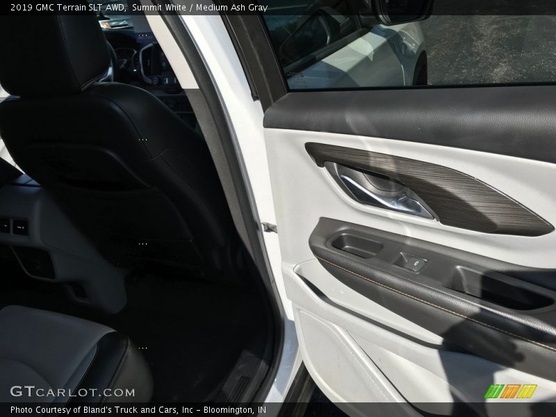 Summit White / Medium Ash Gray 2019 GMC Terrain SLT AWD