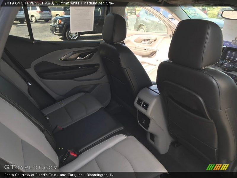 Summit White / Medium Ash Gray 2019 GMC Terrain SLT AWD