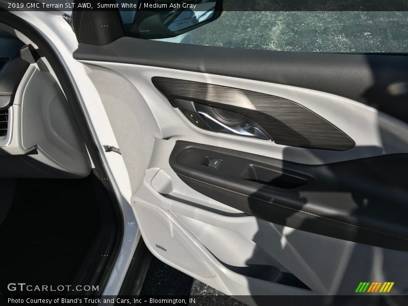 Summit White / Medium Ash Gray 2019 GMC Terrain SLT AWD